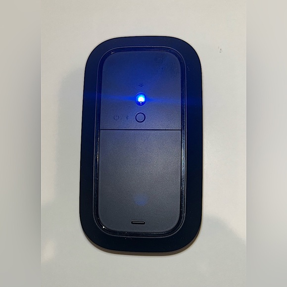 Surface Mobile Mouse - Picture 1 of 2